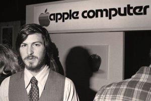 steve-jobs-apple-computer-homebrewclub-aps