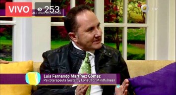 programa_televisión_experto_canal 11 TV_Diálogos